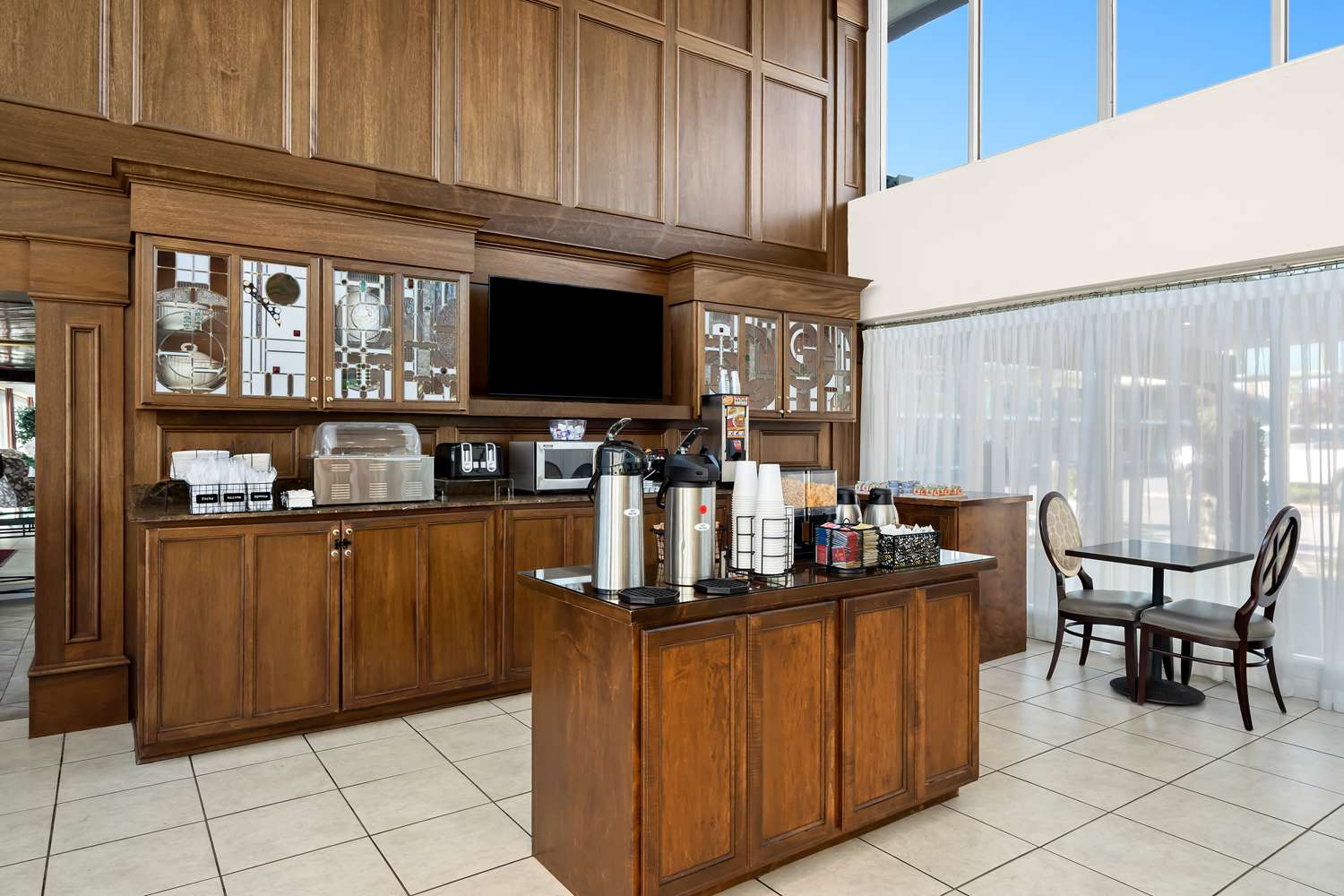 SureStay Plus Hotel By Best Western Brandywine Valley 27/37