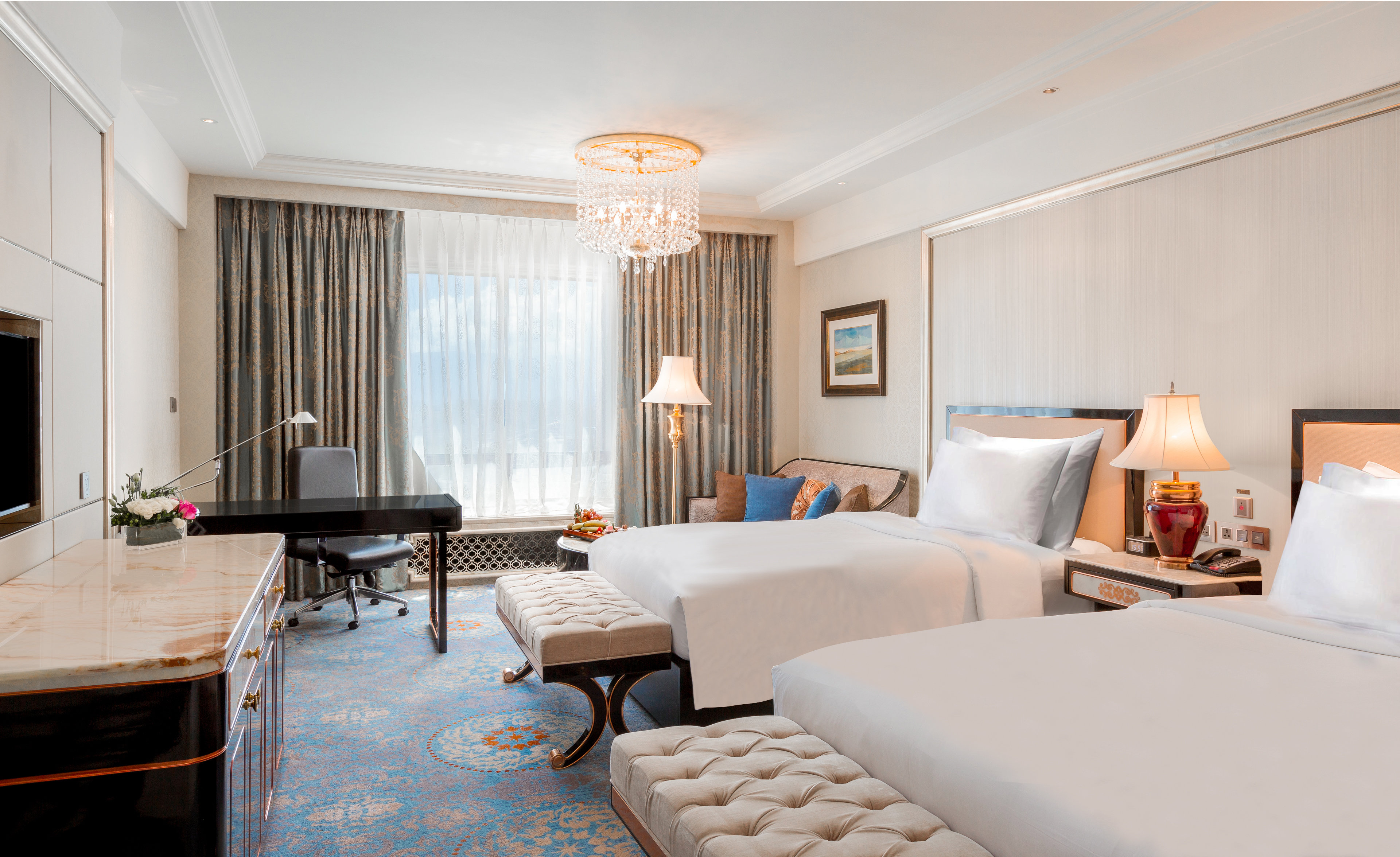 Classic, Twin Beds