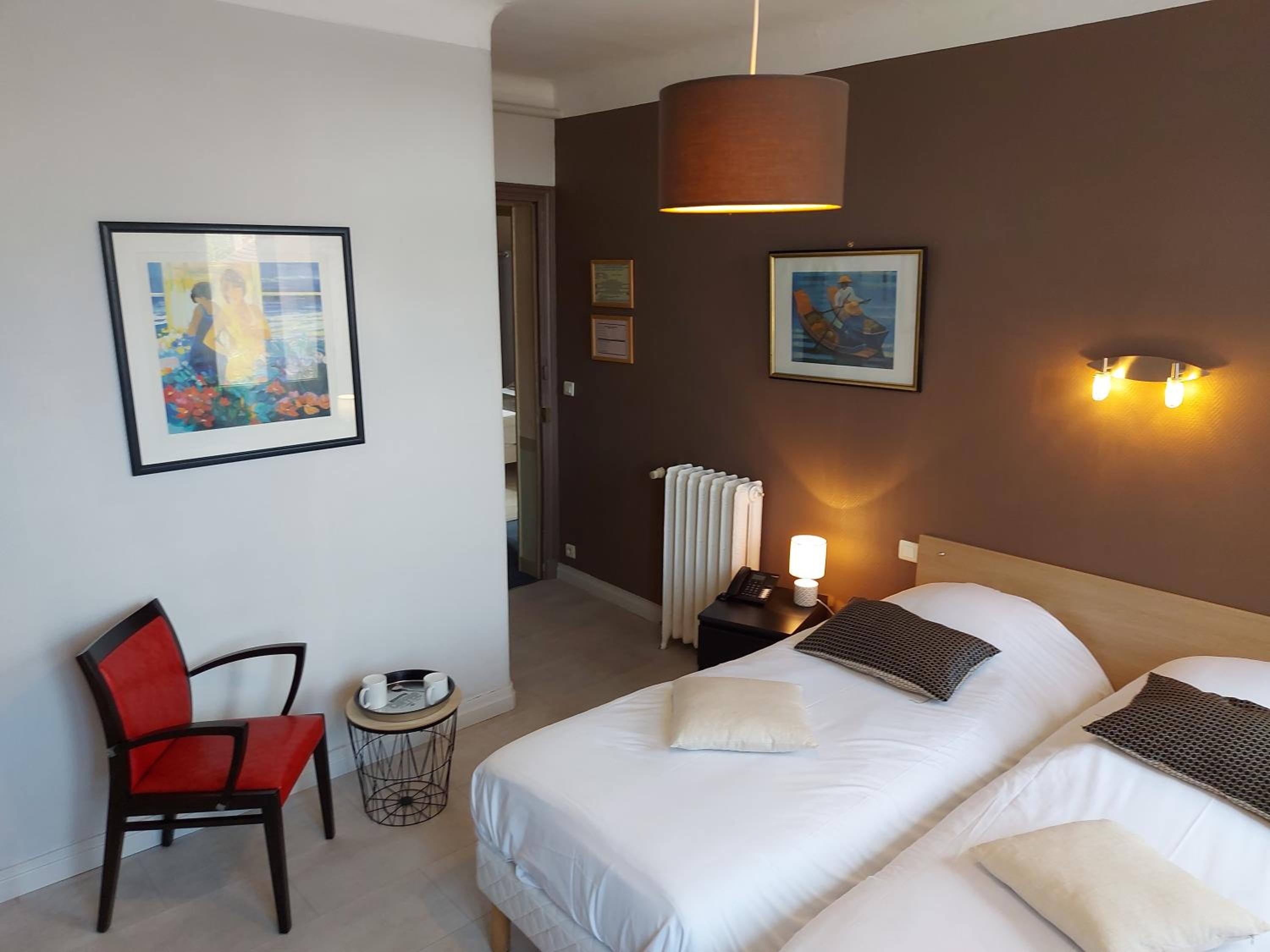 غرفة بسرير مزدوج، Hotel De La Paix 5/10