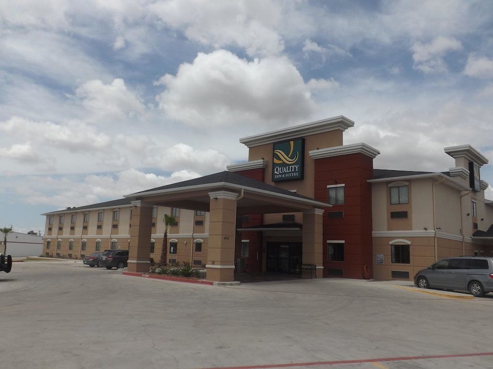 Quality Inn & Suites Kenedy - Karnes City 5/32