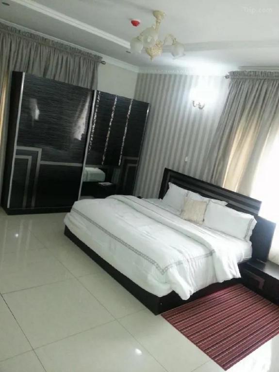 Tenache Hotels 8/34