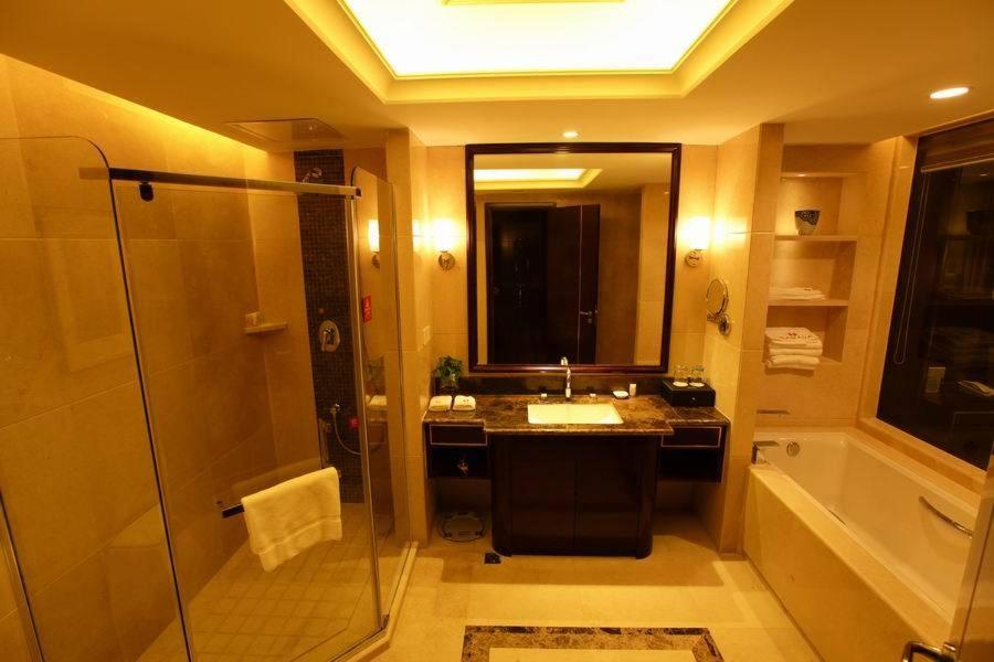 غرفة ديلوكس بسرير كينج، Ramada by Wyndham Changzhou 5/5