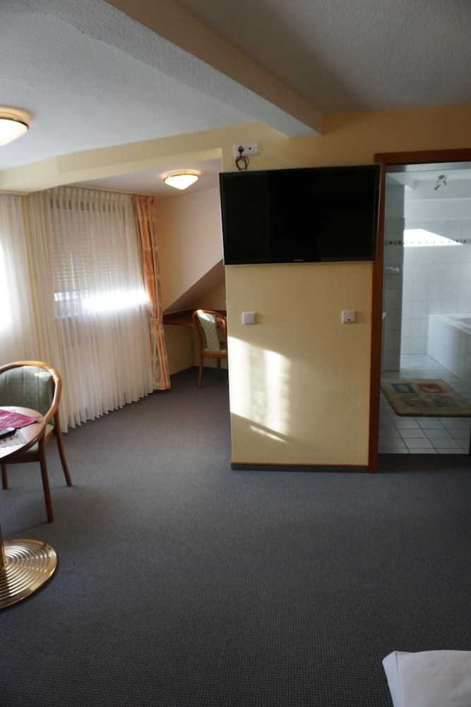 Hotel Weinhaus Grebel 16/49