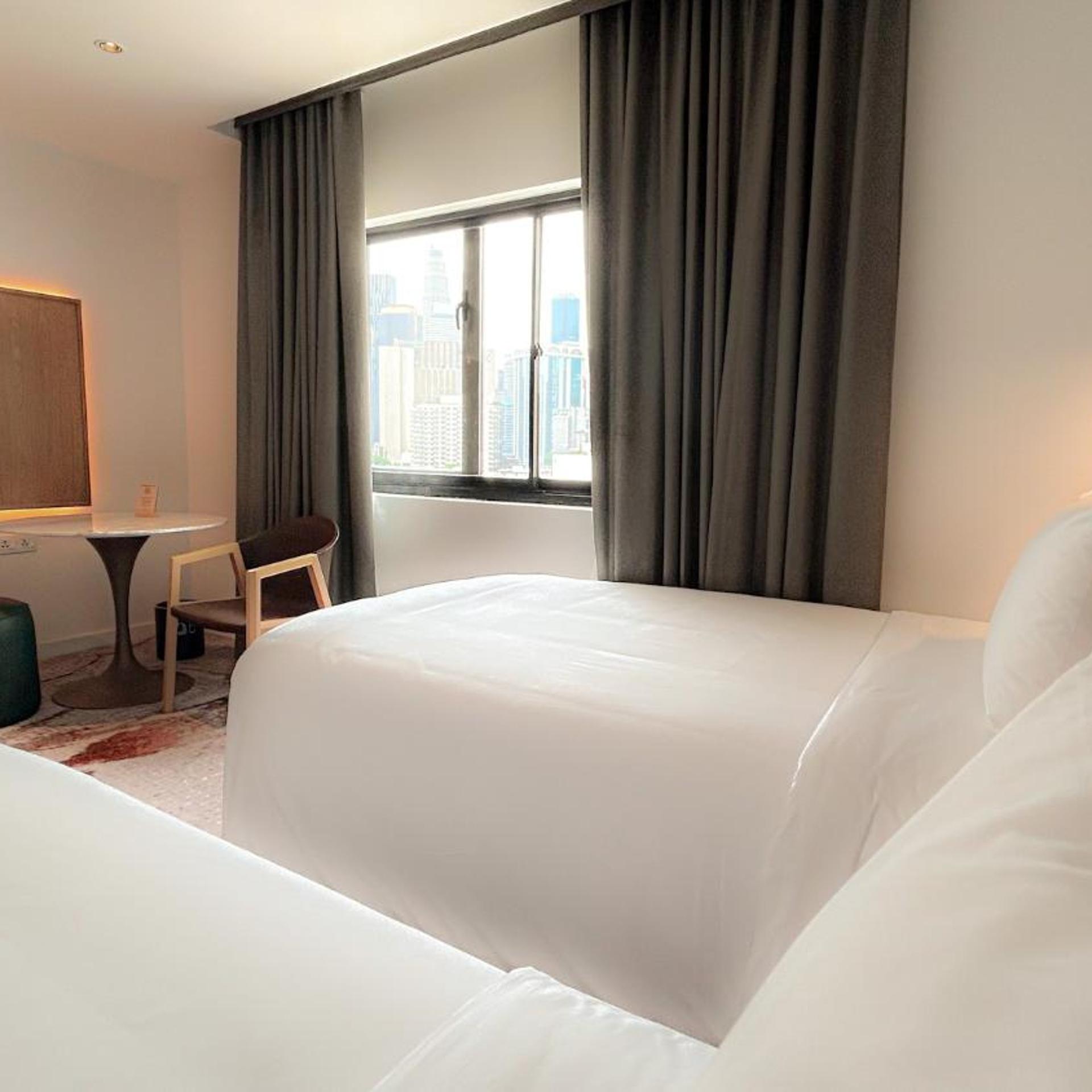 Renovated, Merdeka, Twin Beds, with View