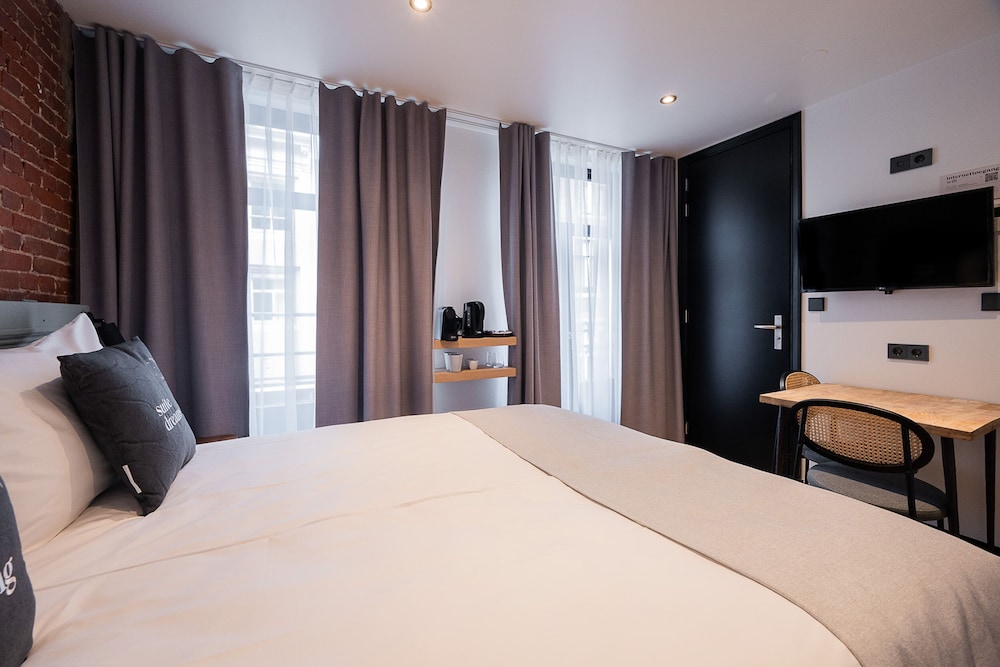 Amsterdam Hostel Centre 4/37
