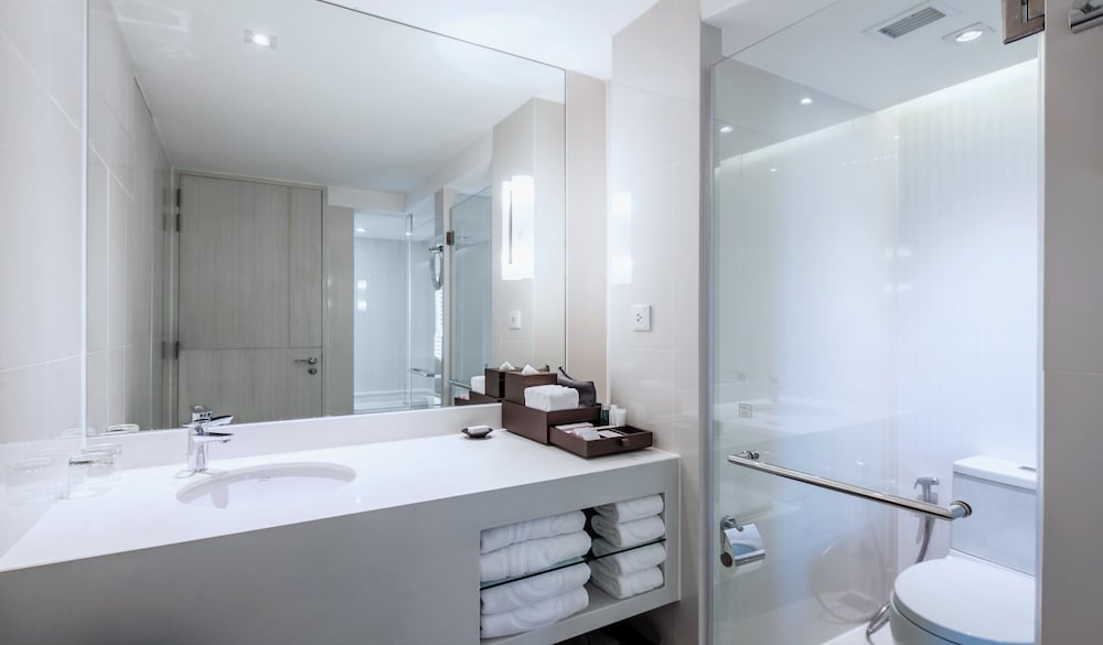 Centara Watergate Pavilion Hotel Bangkok 25/87