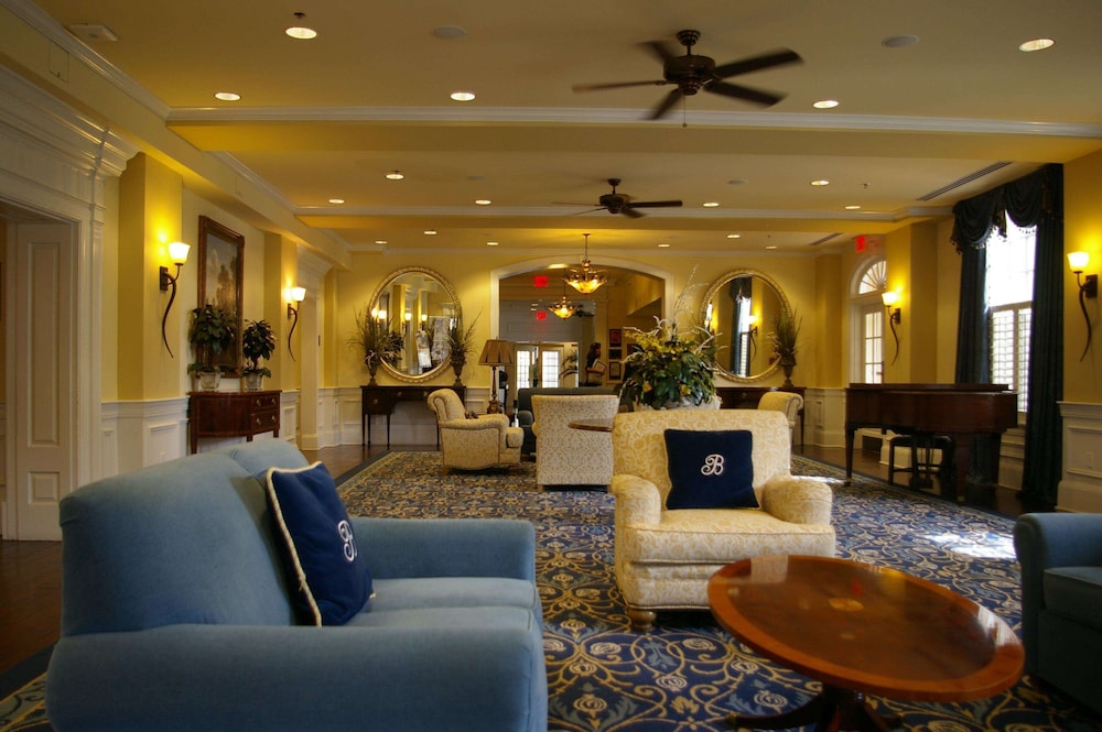 Historic Boone Tavern Hotel and Restaurant 47/69