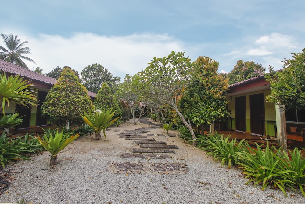 Tanjung Puteri Motel 37/41