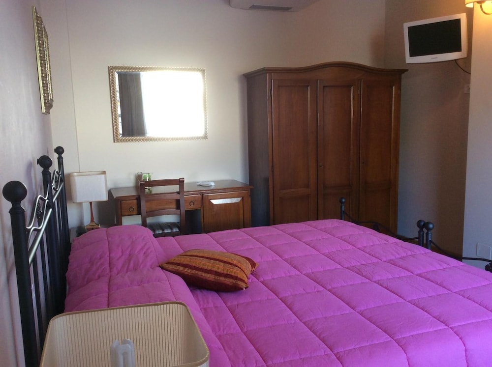 Relais Forti 10/50