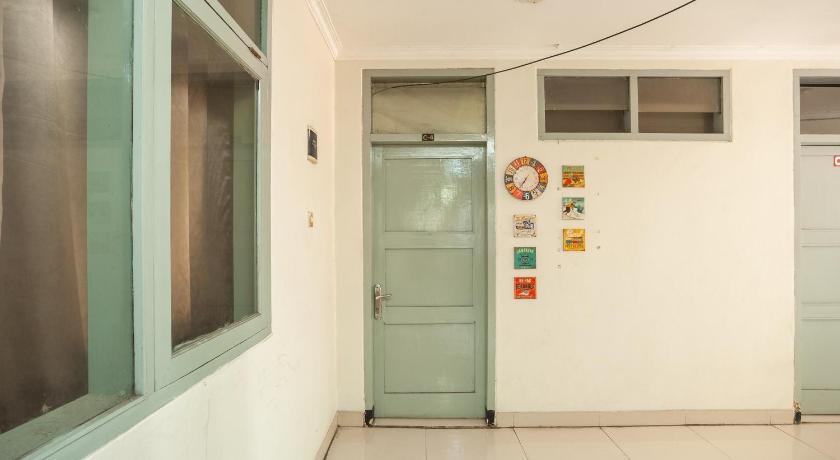 Reddoorz Plus Near Rs Pmi Bogor 21/38