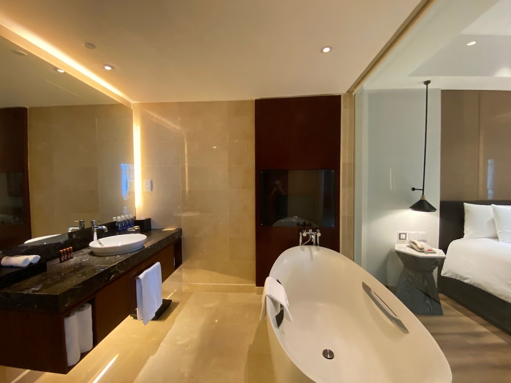 Sheraton Hanoi West 34/71
