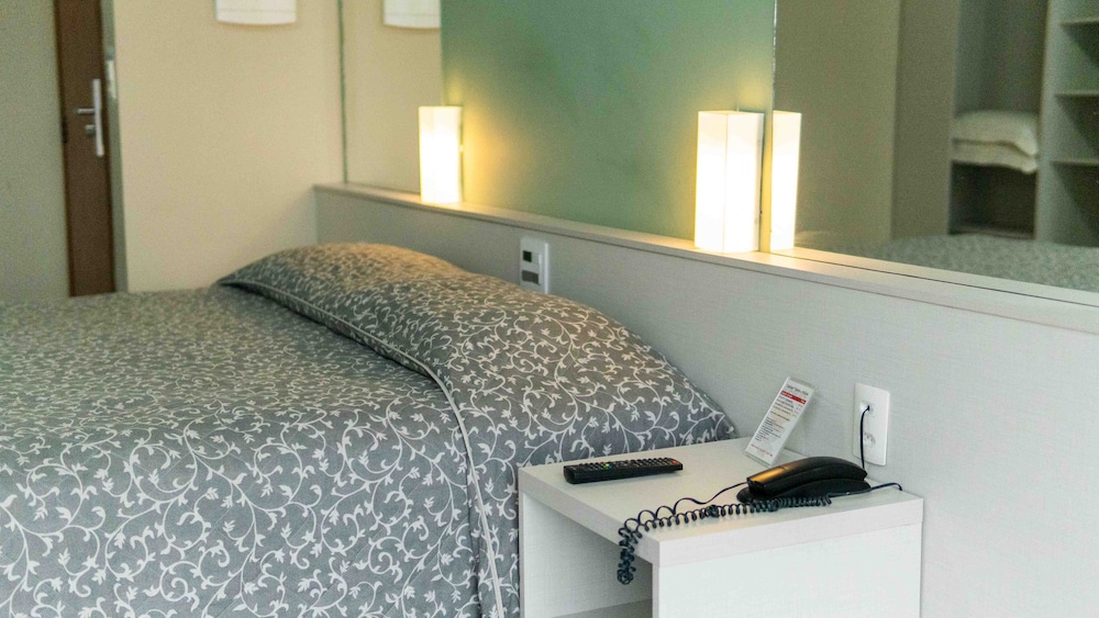 Hotel Vieira S 17/50
