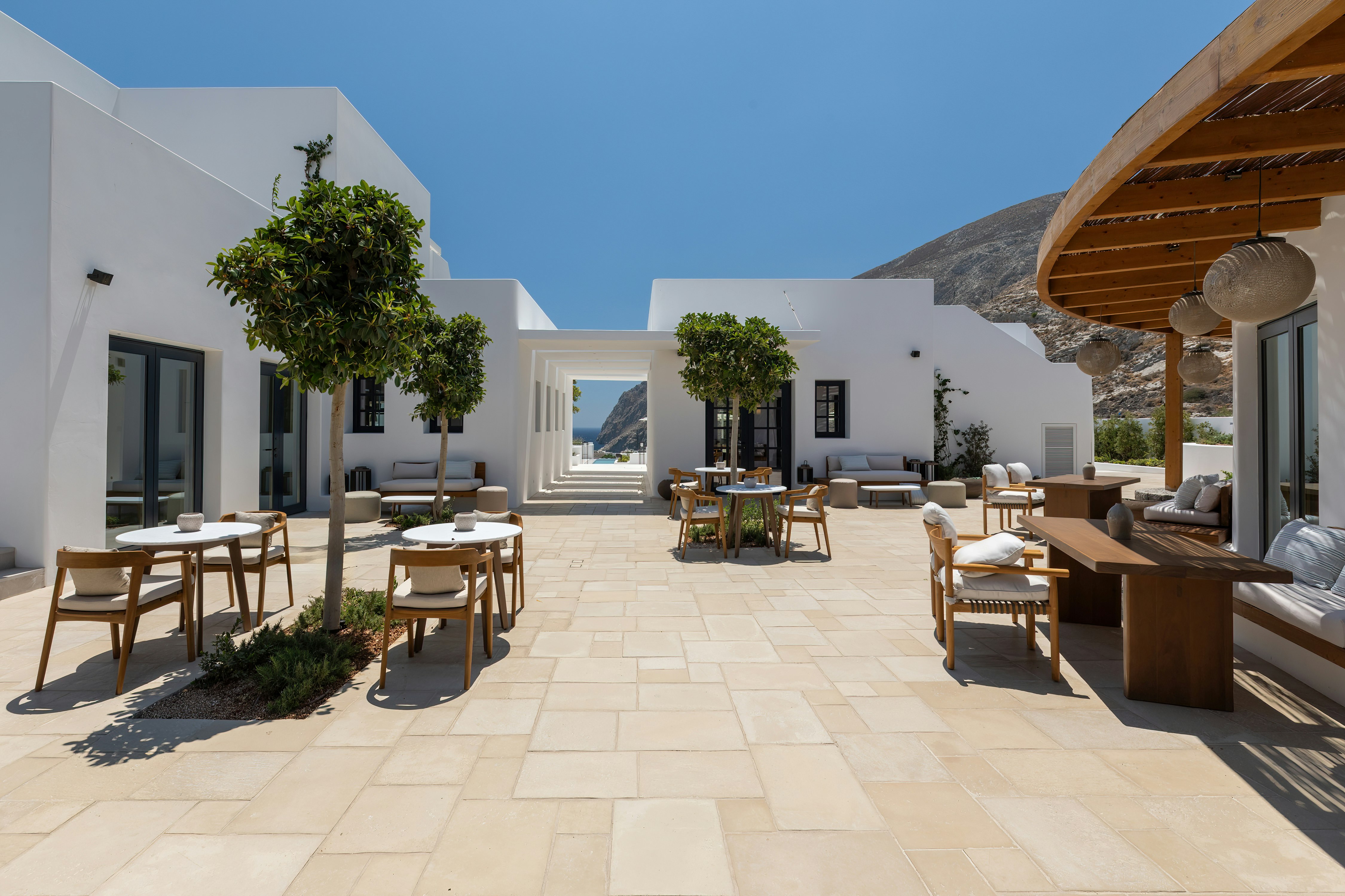 Sandblu Santorini, LXR Hotels & Resorts 17/37
