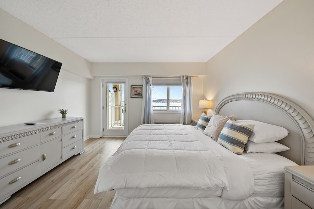 Bella Vista Suites 16/59