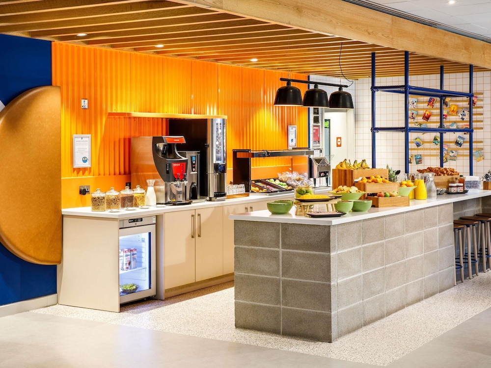 ibis budget Manchester Airport 4/48
