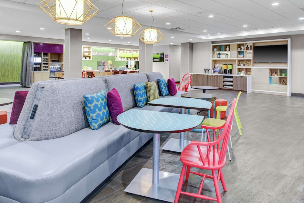 Home2 Suites by Hilton Fort Collins 35/44