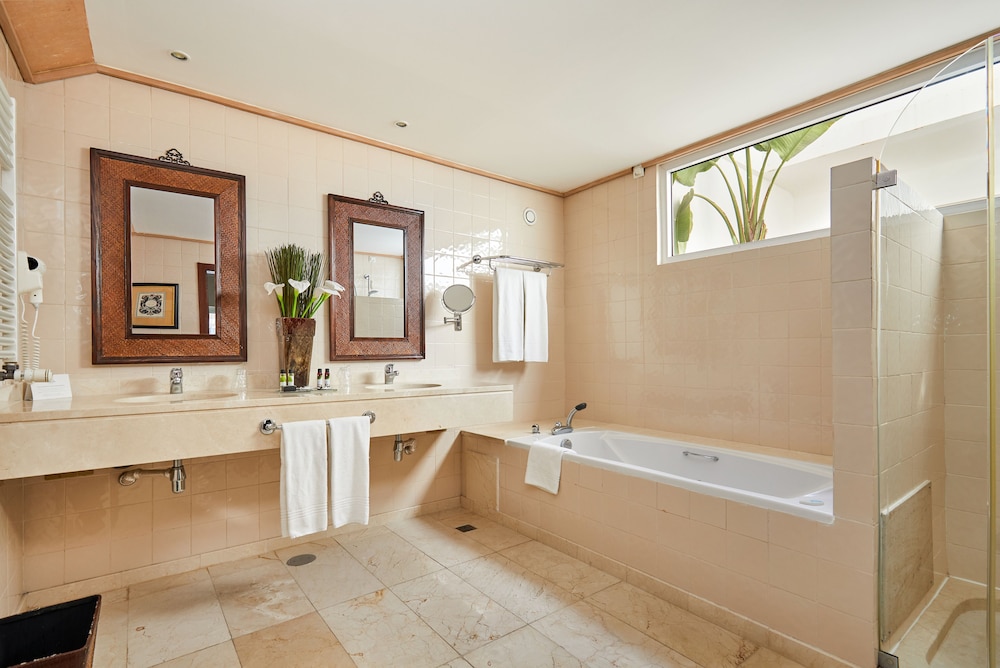 Pateo dos Solares Charm Hotel 12/75