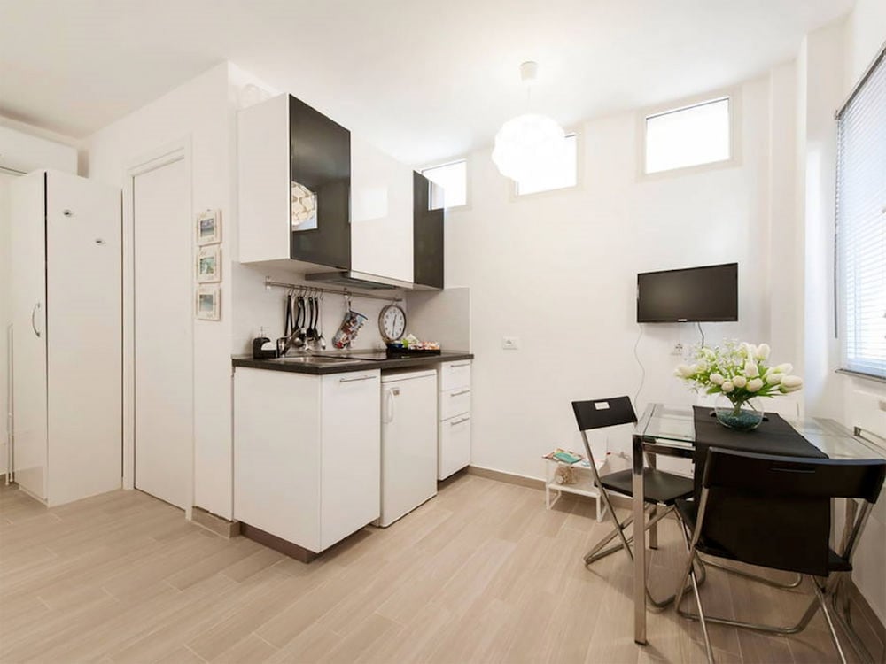 Private Luxury Suite 45/69