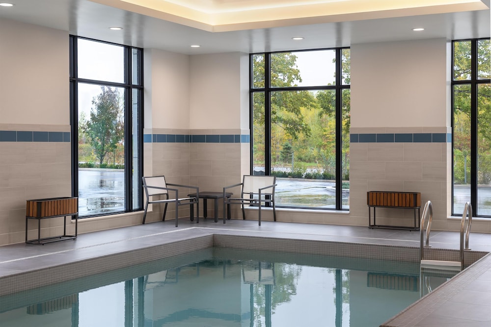 Hyatt Place Toronto Airport 15/50