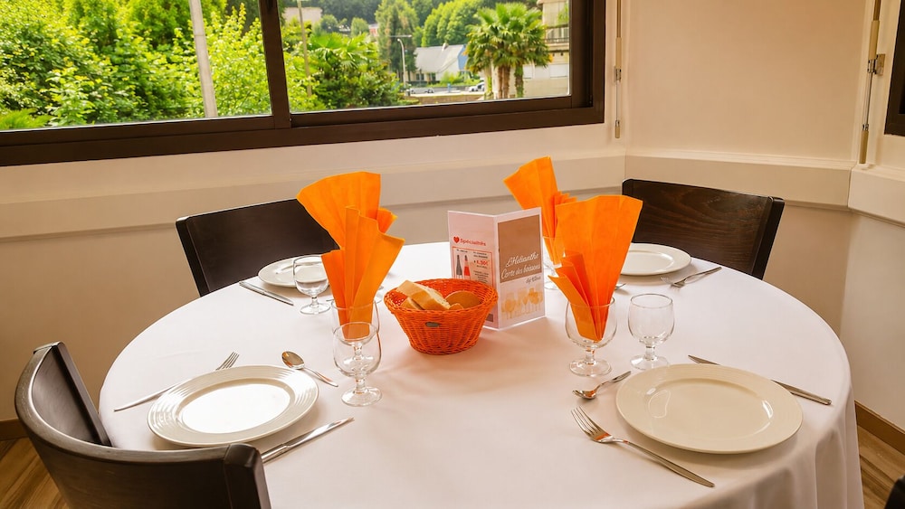 Hôtel Hélianthe 31/50