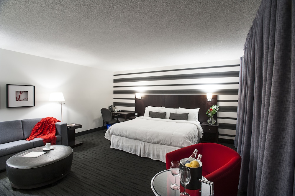 Hotel Albert Rouyn-Noranda 12/43