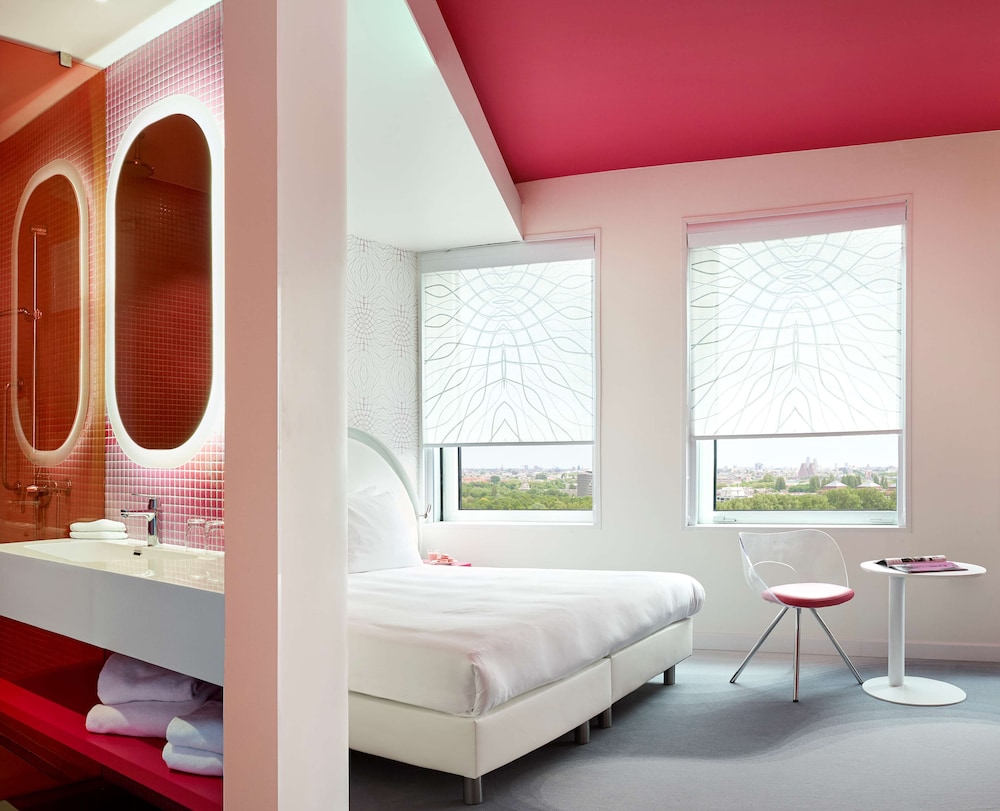 Park Inn By Radisson Amsterdam City West 24/77