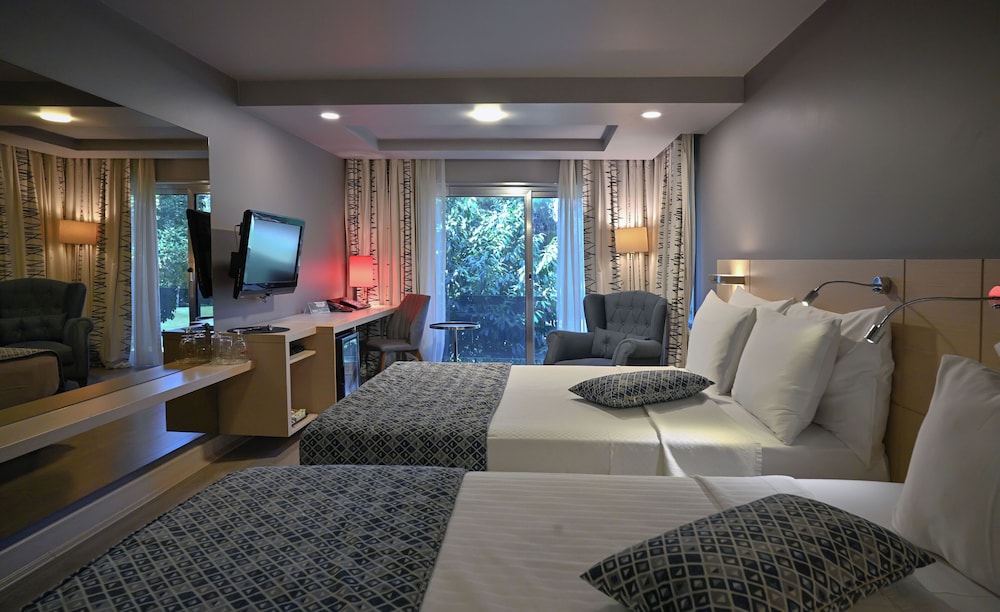 Park 156 Hotel 35/58