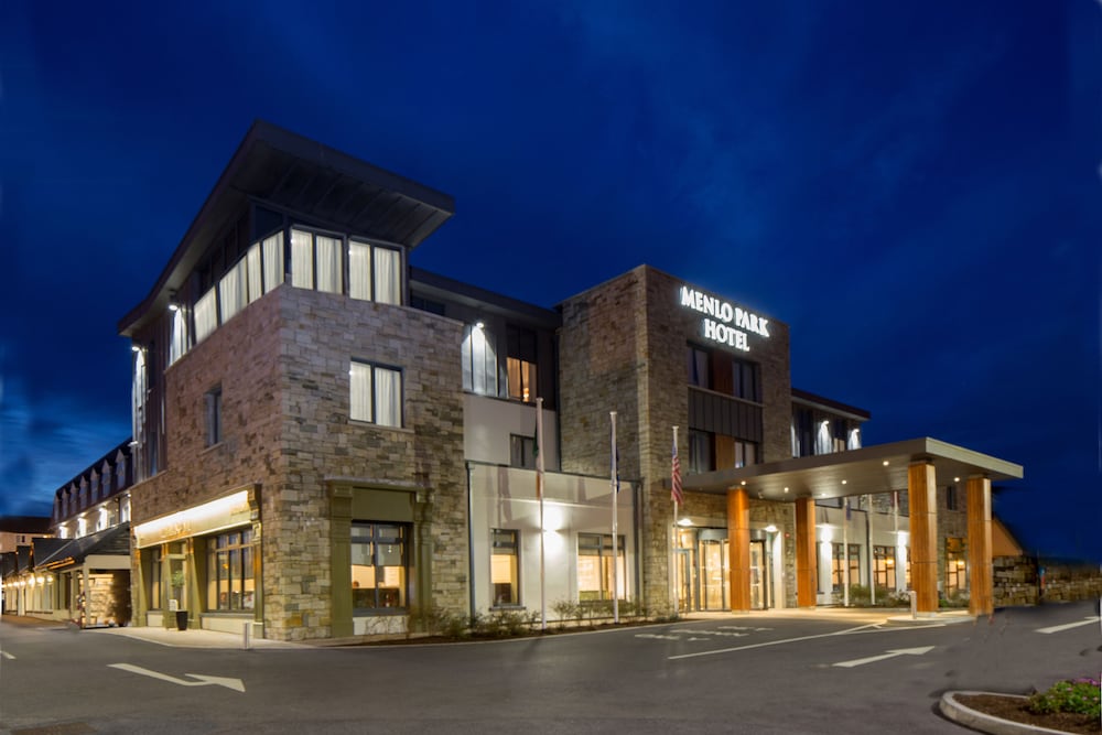 Menlo Park Hotel in GALWAY