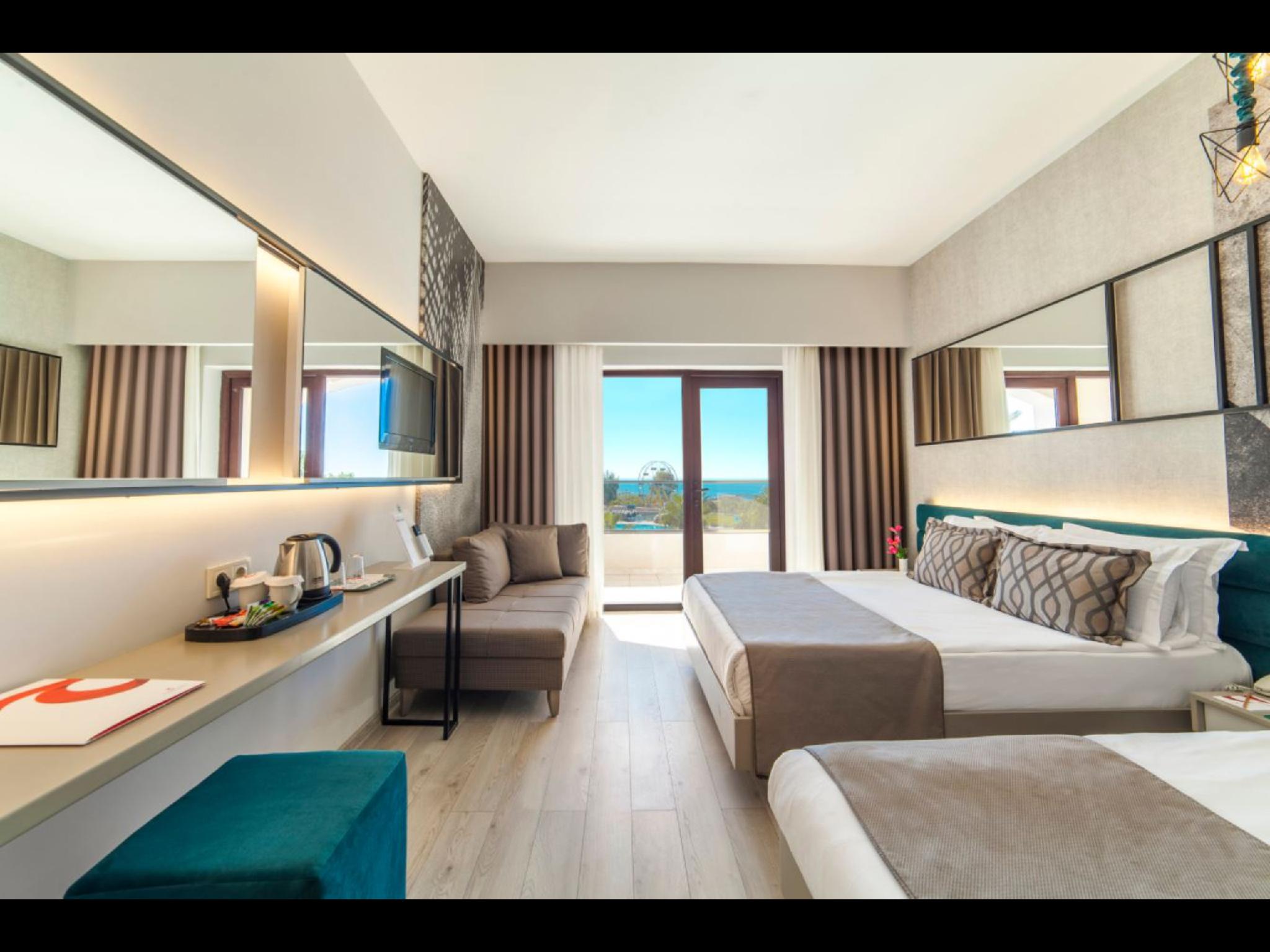 Standard, Double Bed, Land View
