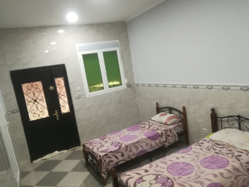 COMFORT, DOUBLE BED