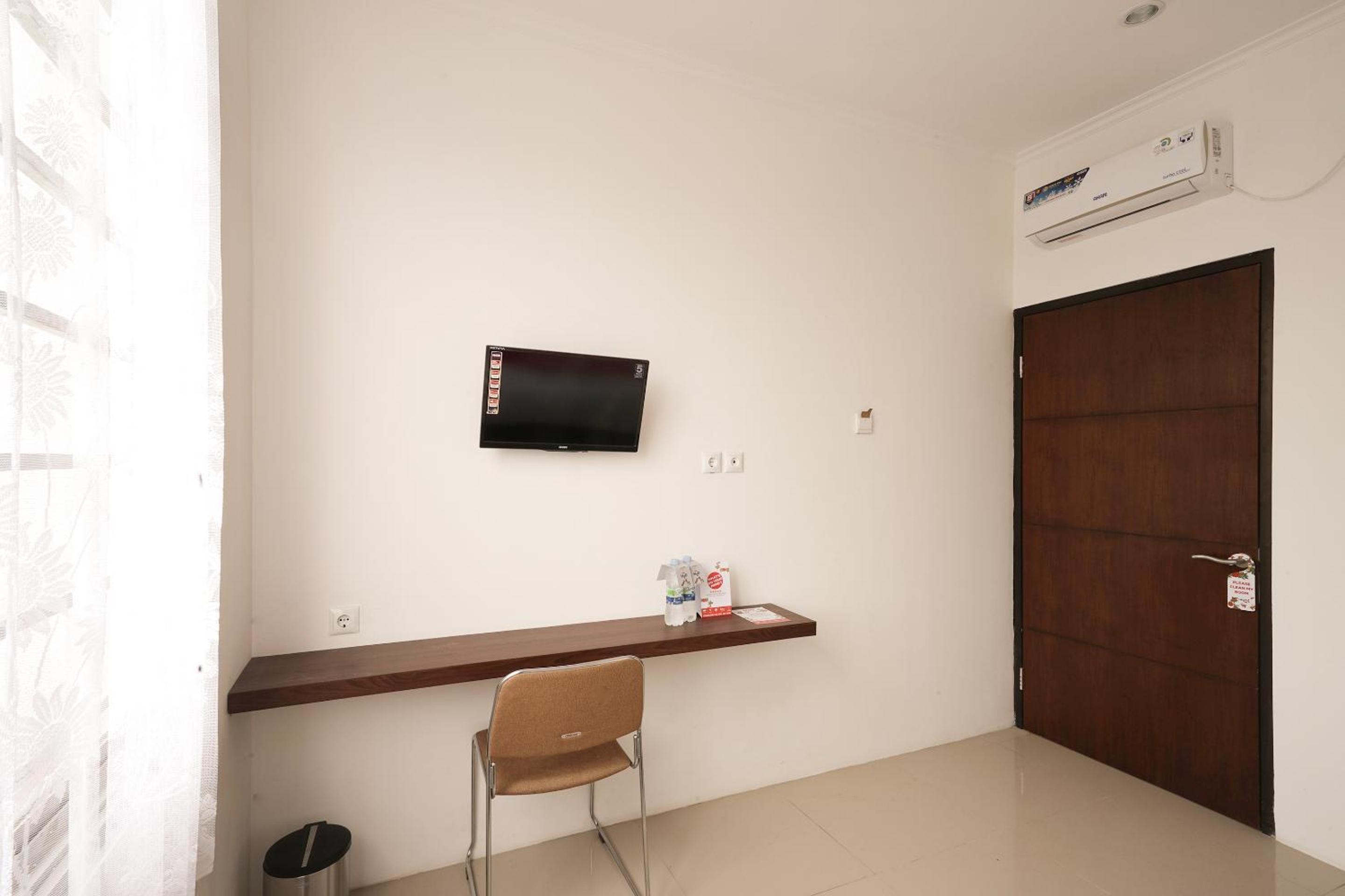 OYO 2183 Cibeureum Residence Near Rumah Sakit Rajawali (ex OYO 2183 Cibeureum Residence) 39/50