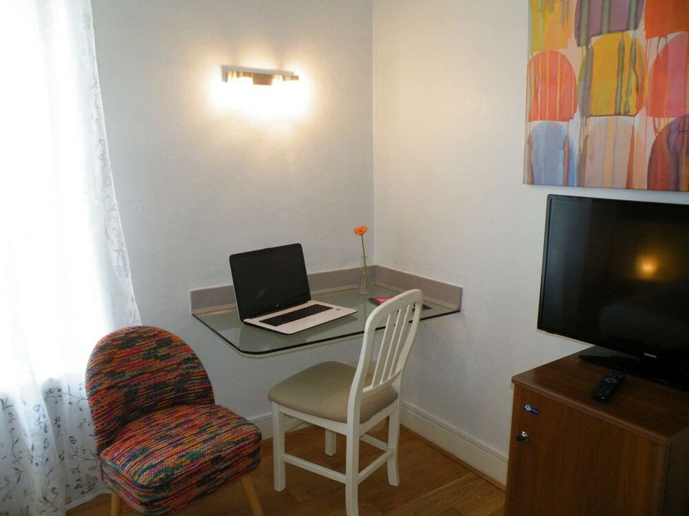 Brit Hotel Confort Roanne Grand Hotel 61/69