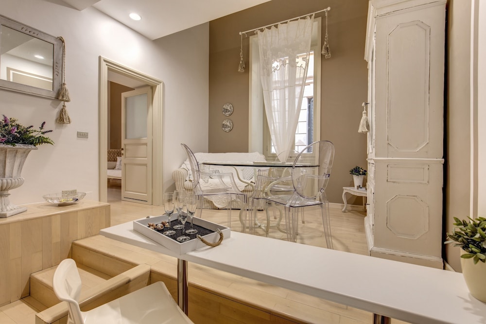 Trevi Miracle Suite 32/37
