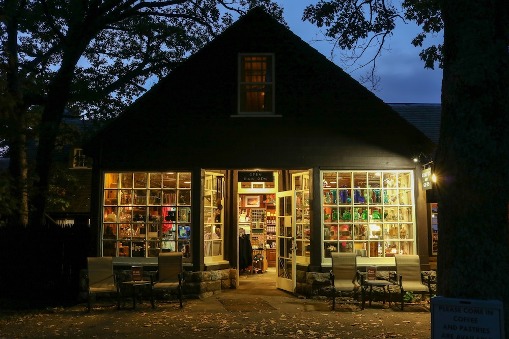 Big Meadows Lodge 2/33