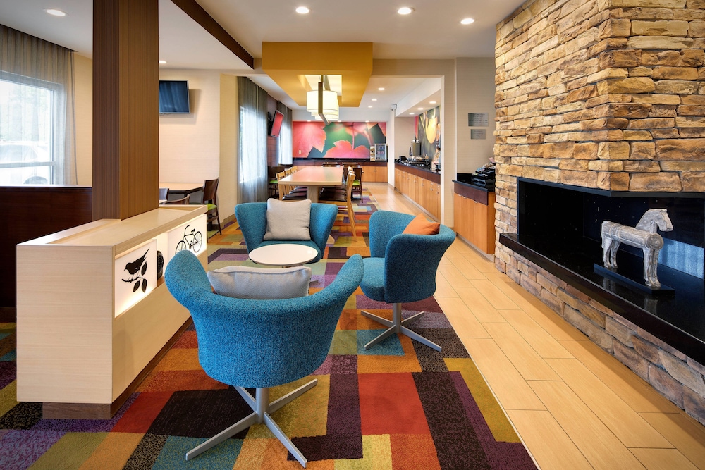 Fairfield Inn And Suites By Marriott Indianapolis Airport 21/24