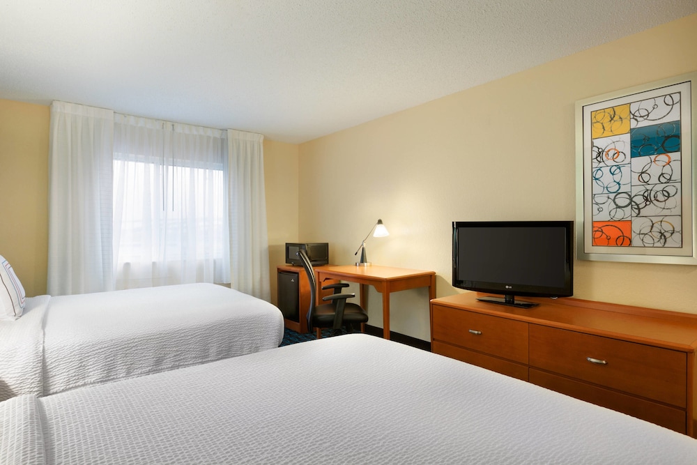 Fairfield Inn And Suites Dallas Mesquite 8/31