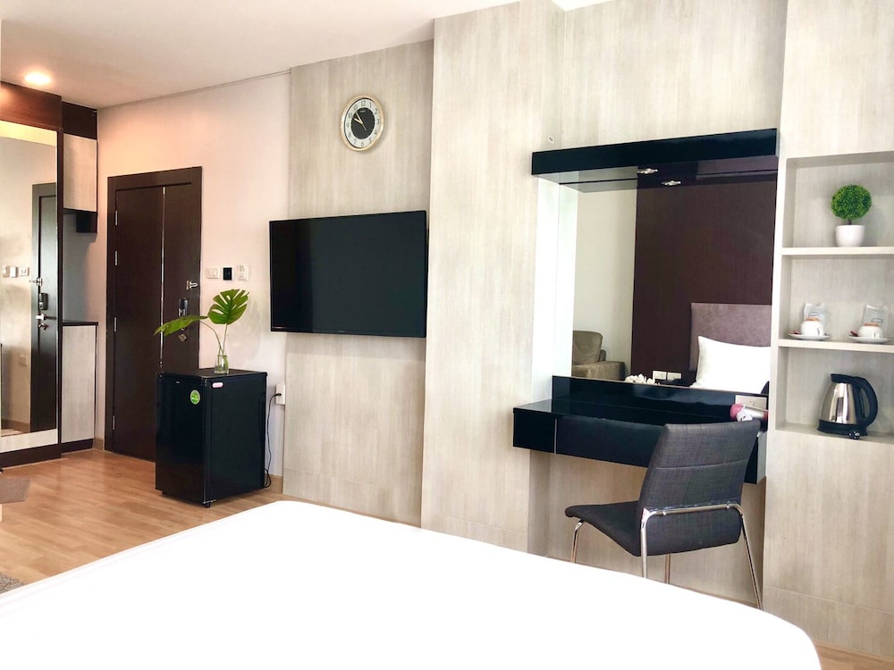 Eastpana Hotel 38/71