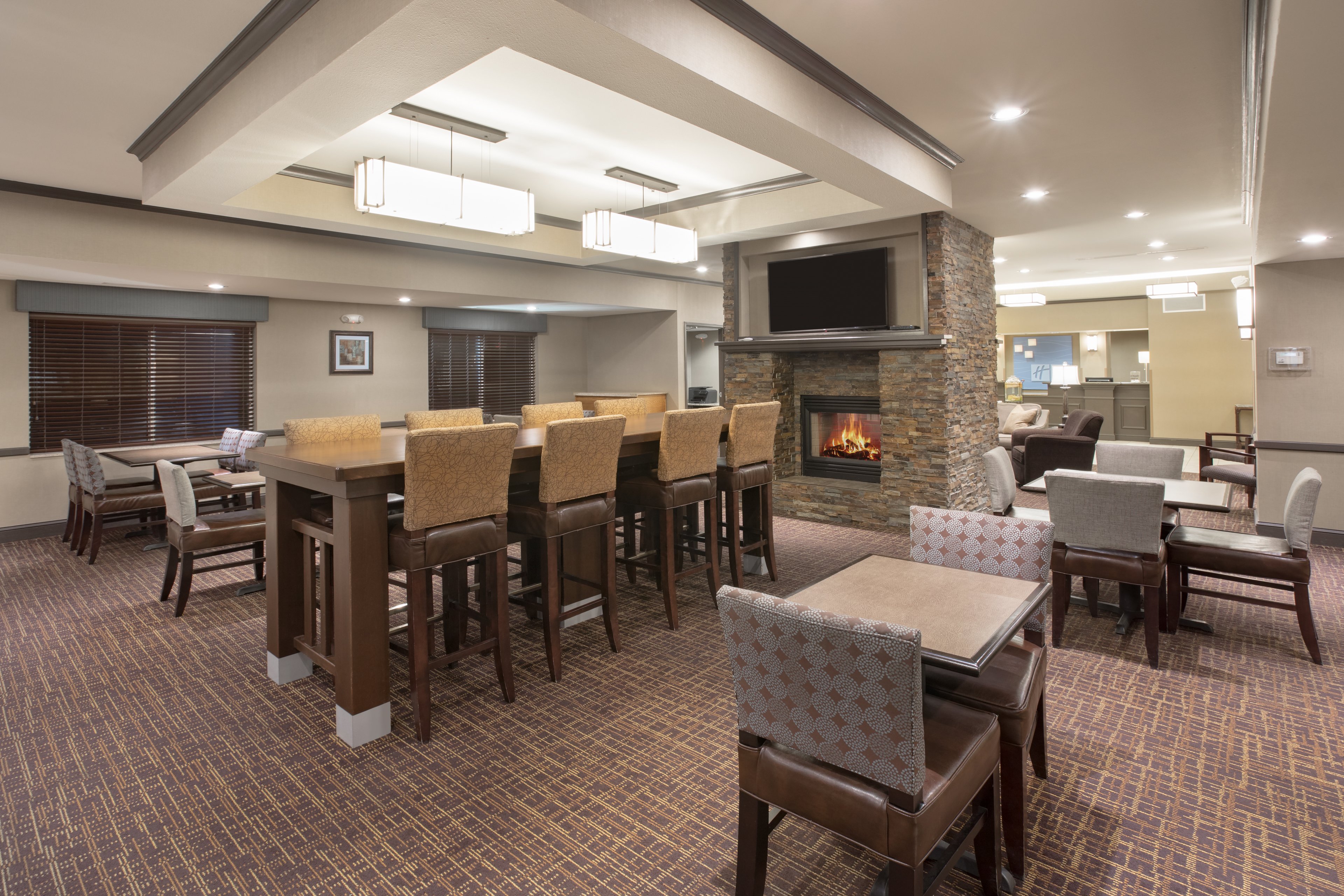 Holiday Inn Express Hotel Suites Yankton 60/71