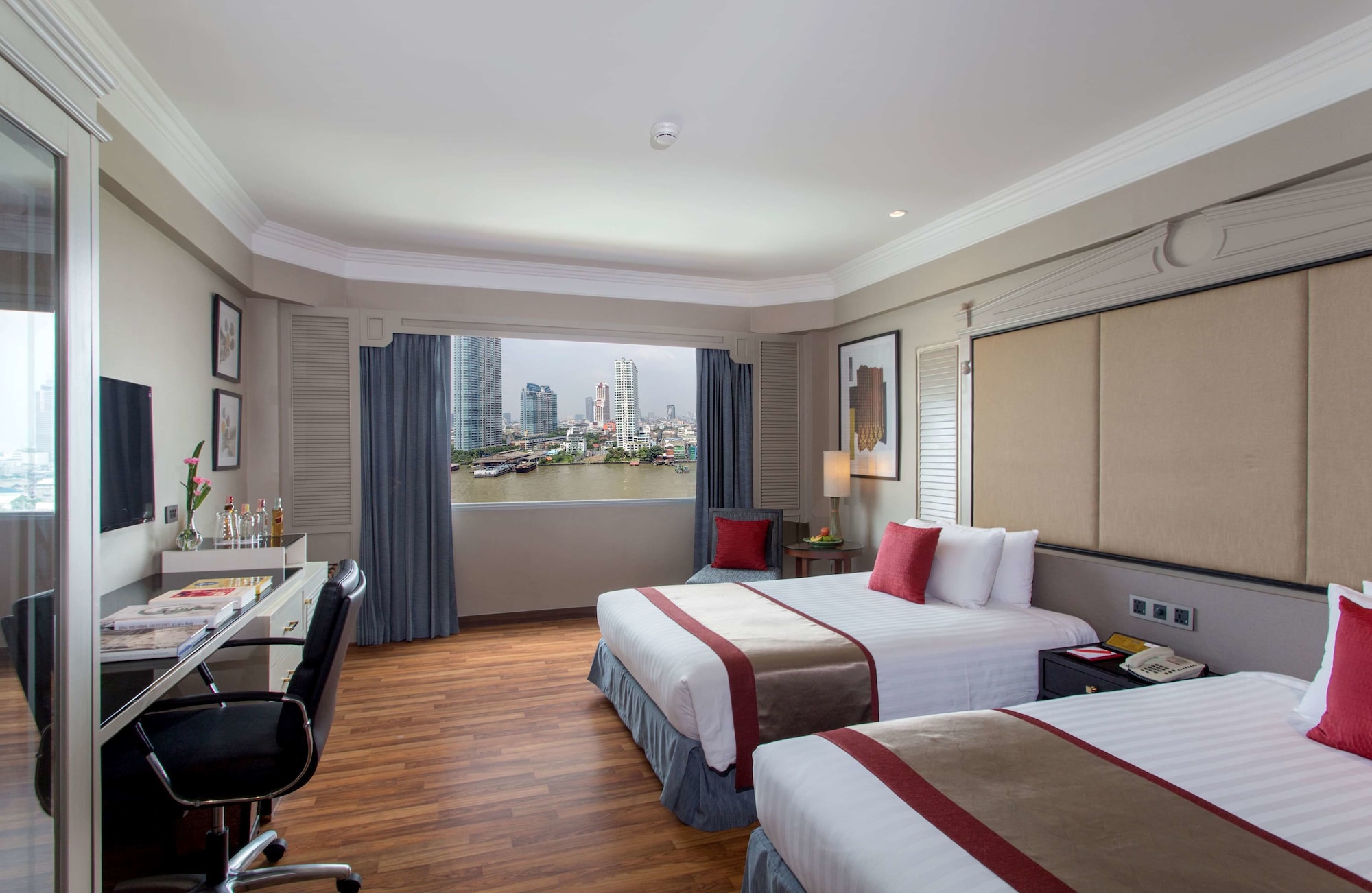THAI, DELUXE, TWIN BEDS, POOL VIEW