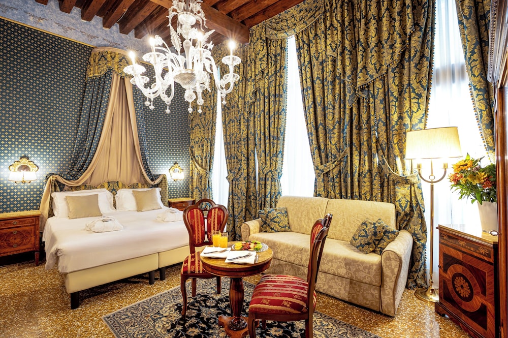 Al Ponte Dei Sospiri Junior Suites 13/50