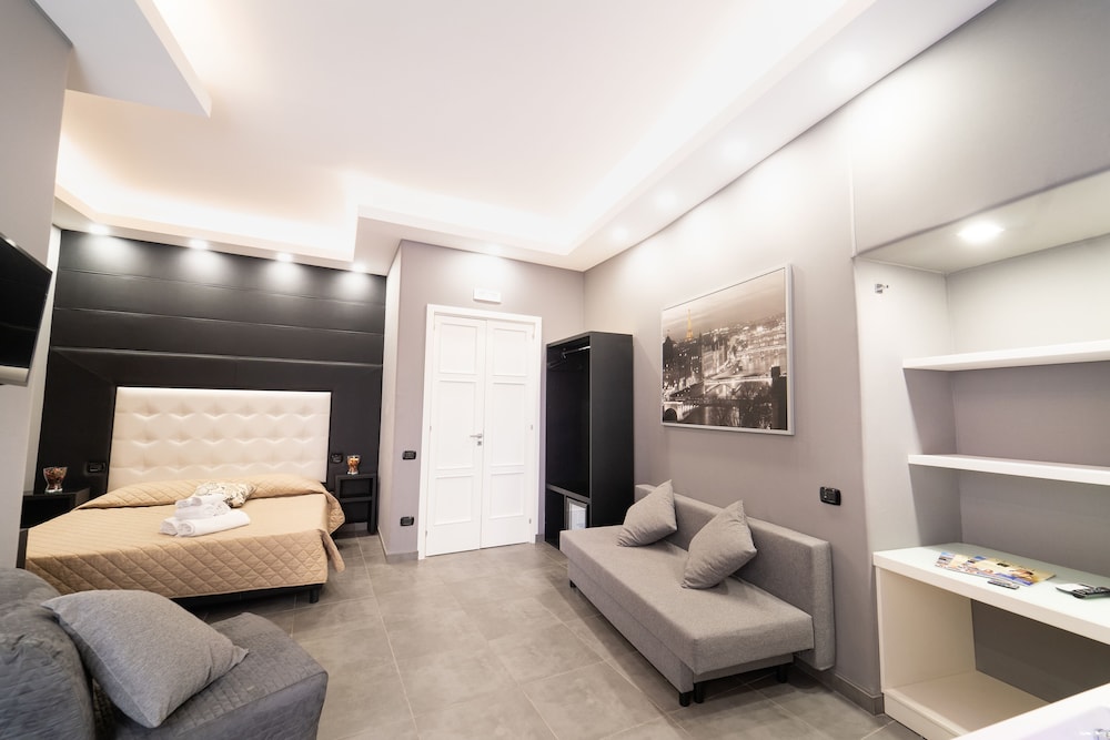 Naples Royal House B&B 27/50