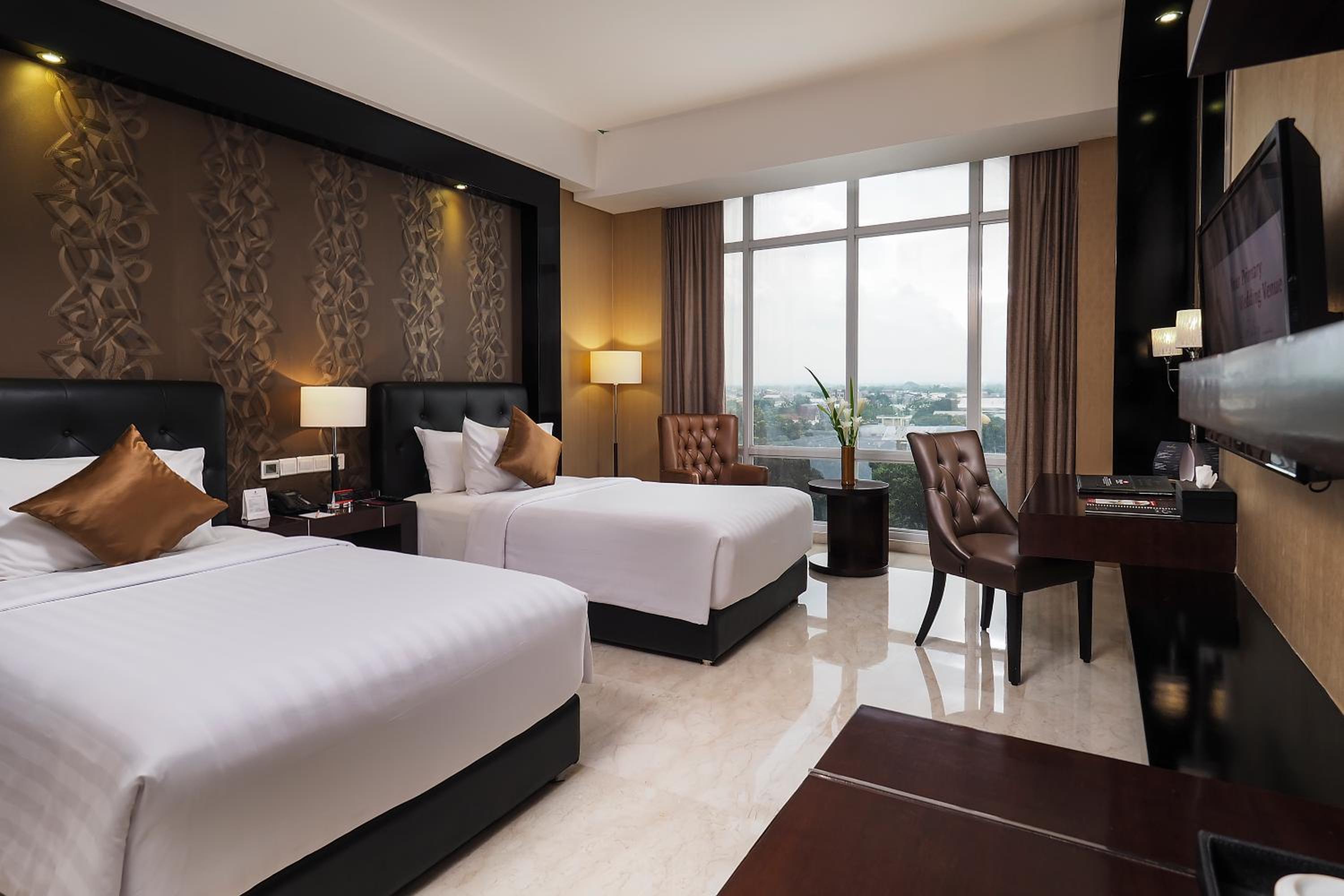 غرفة تنفيذية مفردة بسريرين منفصلين، Grand Mercure Solo Baru 2/8
