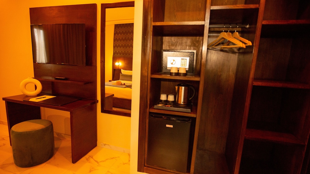 Fourteen hotel Ain Sebaa 25/25