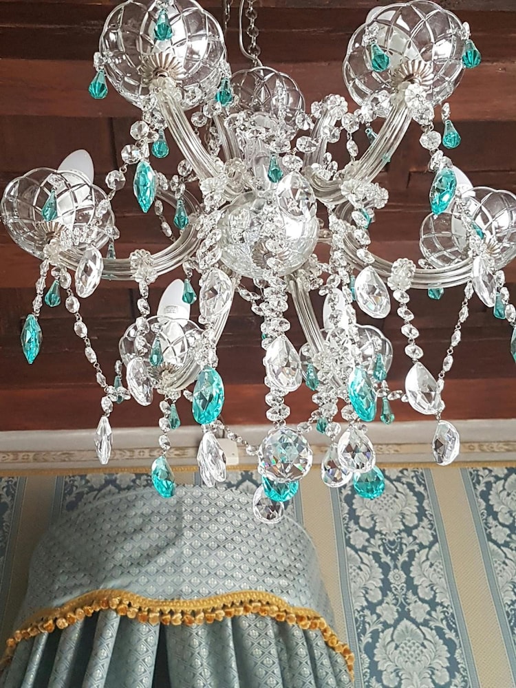 Friendly Venice Suites 34/48