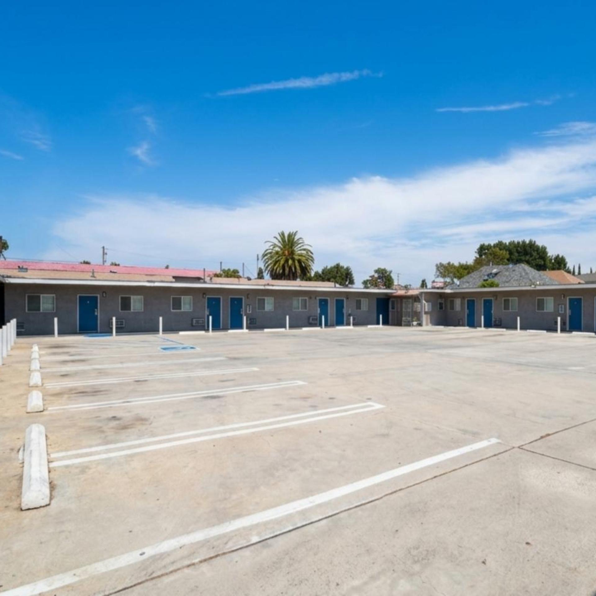 OYO Sandpiper Motel 20/24
