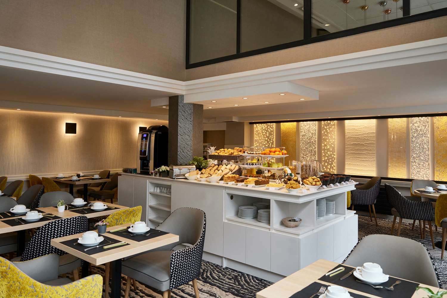 Best Western Plus Hotel Carlton 41/51