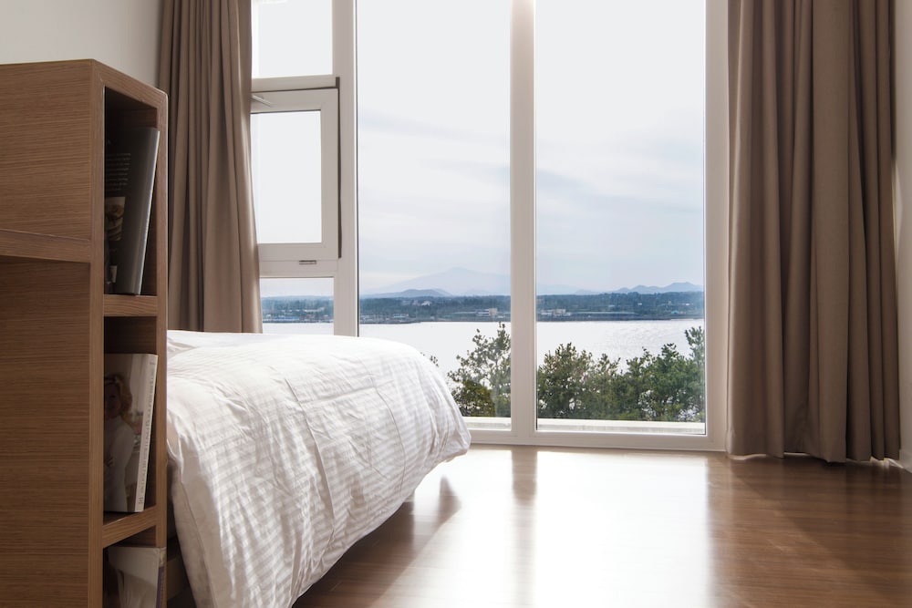 Royal, Suite, Ocean View, 54 Pyeong