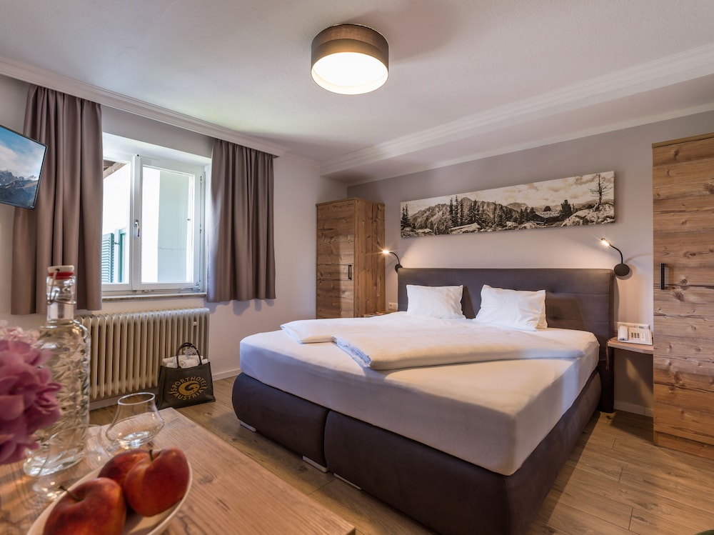 Standard, Double Bed