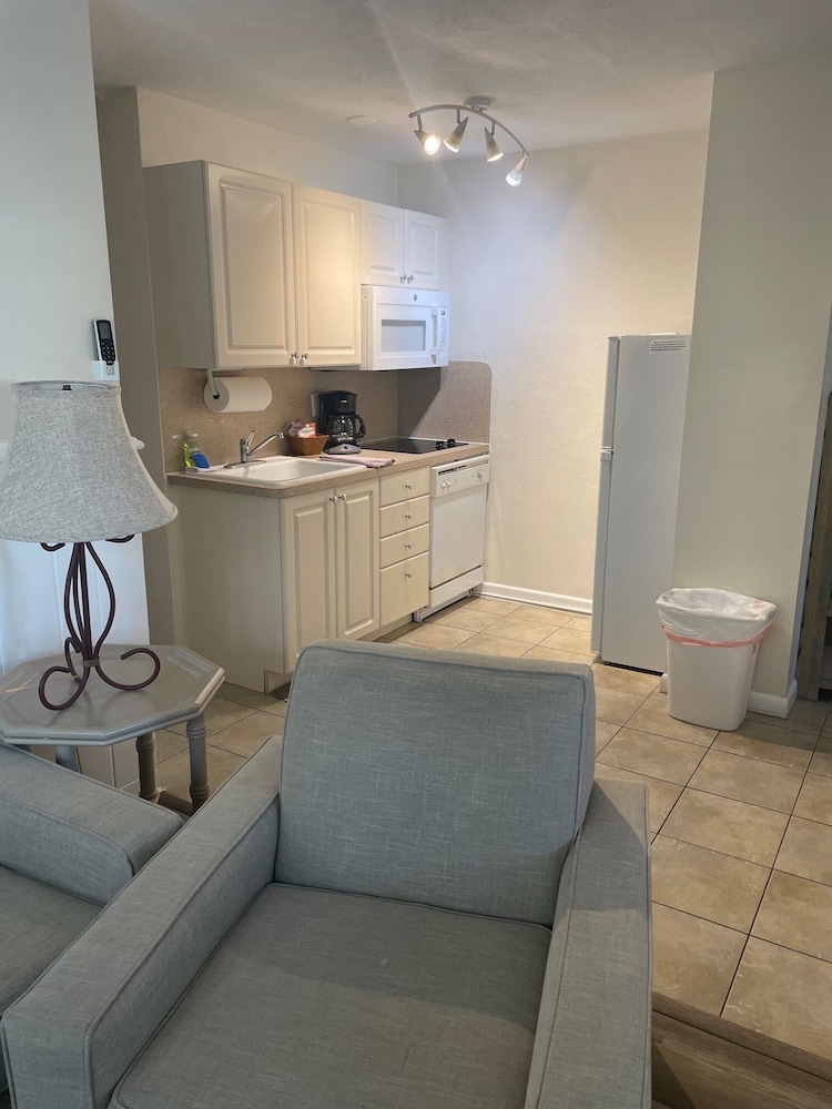 Venice Beach Villas 49/61