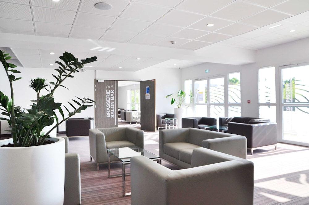 Golden Tulip La Baule 48/79